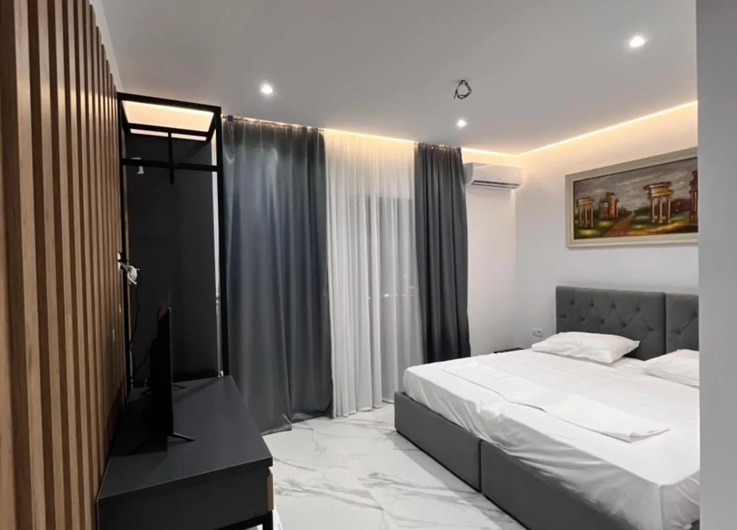Lezet Hotel Sarande